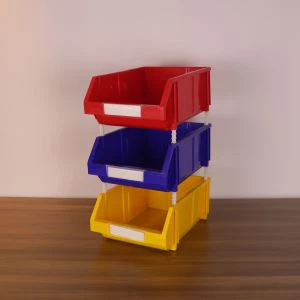 Пластмасов контейнер за съхранение, който може да се подрежда