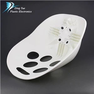 Пластмасов формовъчен компонент